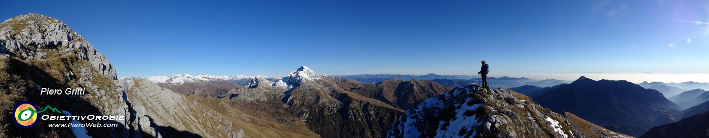 72 Dalla cresta di Cima Menna vista panoramica a est.jpg